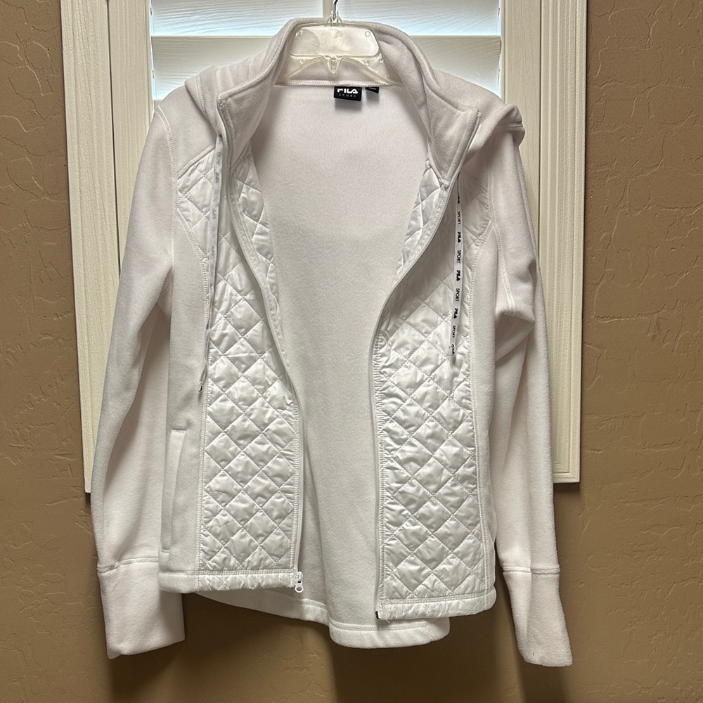 NWOT Fila Women's White Fleece Jacket sz medium